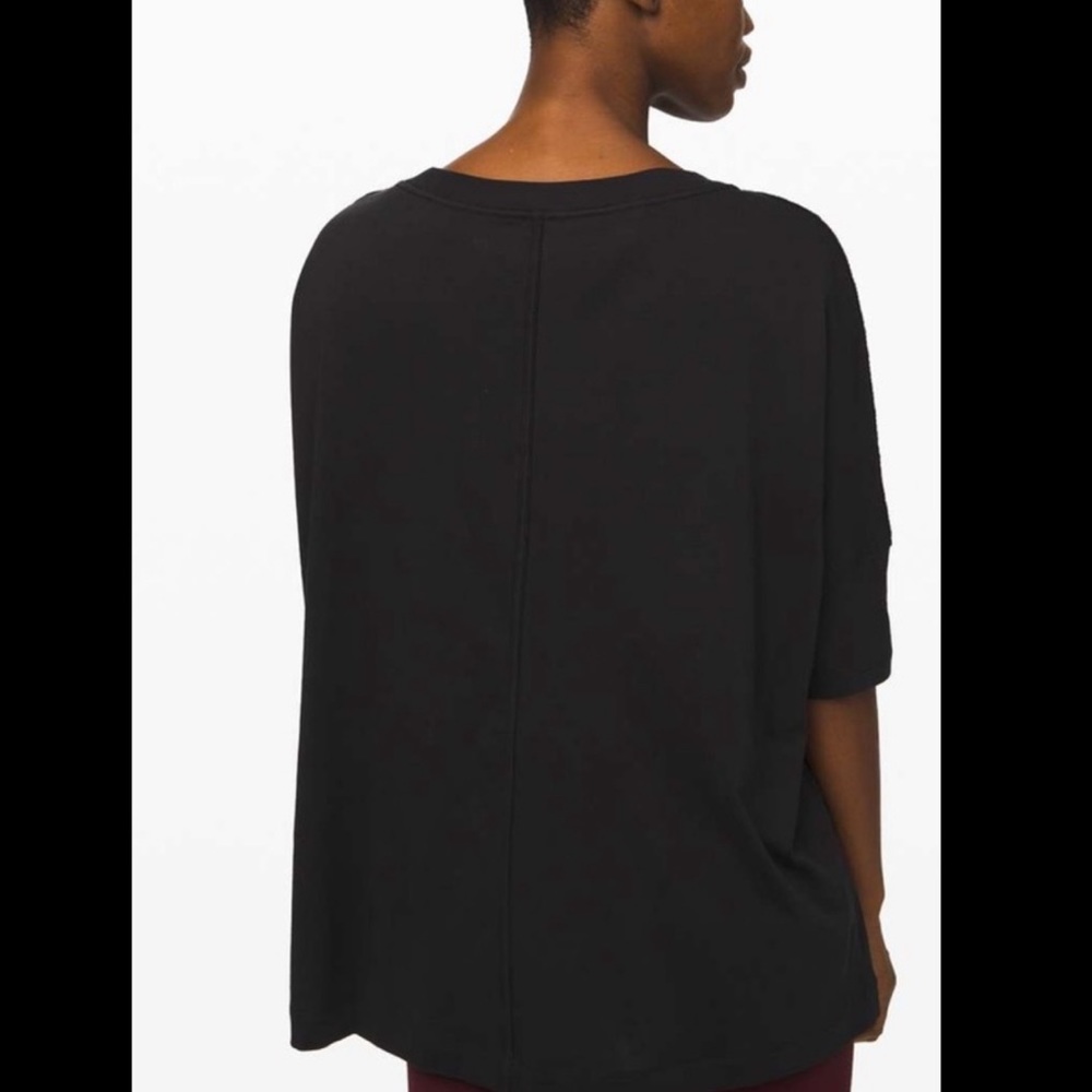 NWOT LULULEMON All Yours Boyfriend Box Tee Shirt Medium, Black - Picture 9 of 9